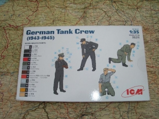 ICM 35211  German Tank Crew 1943-1945